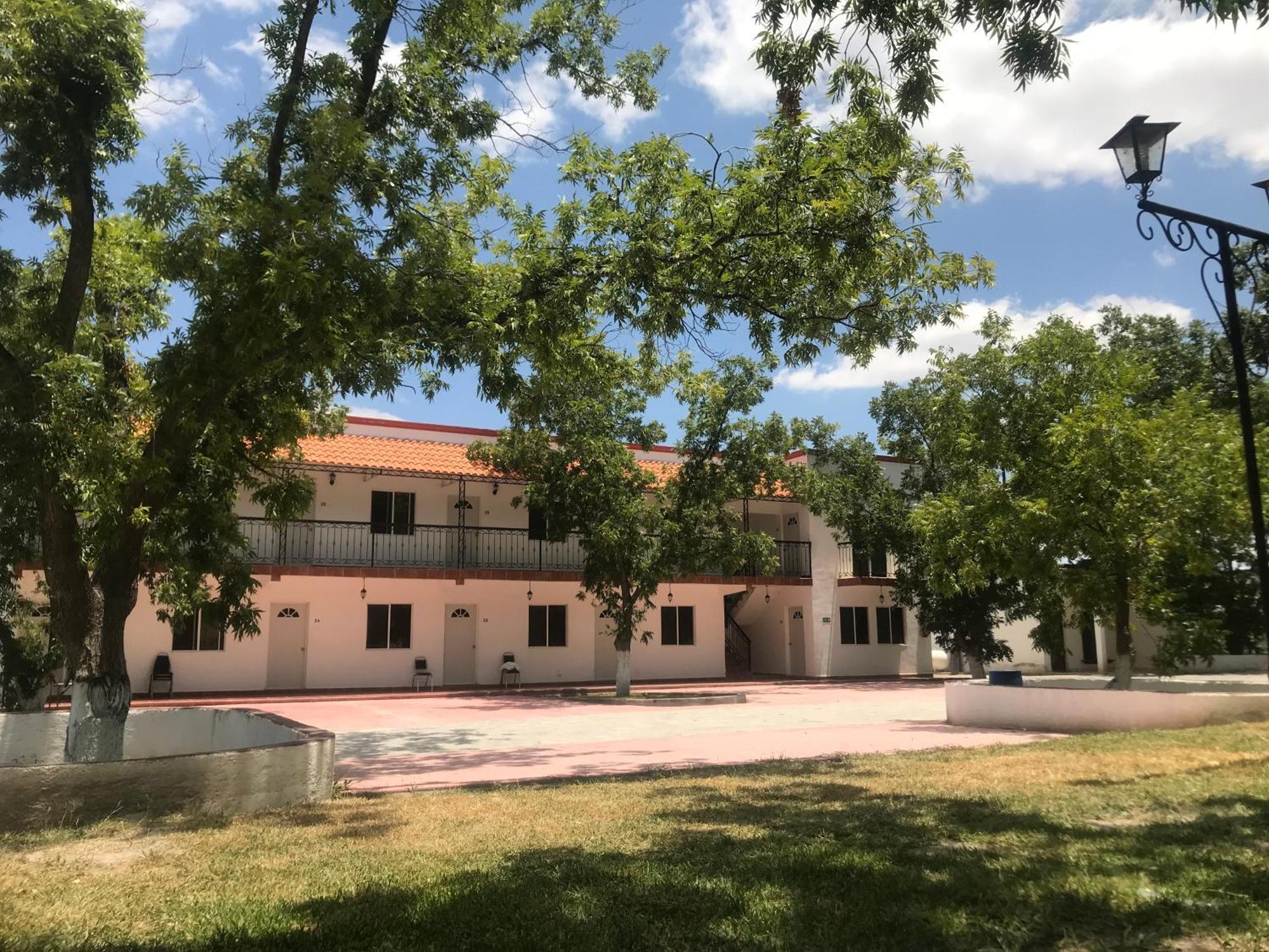 La Ilusion Hotel Campestre Y Balneario Парас де ла Фуенте Екстериор снимка